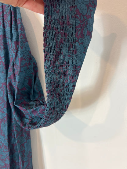 MAGNOLYA. Vestido largo fluido bicolor detalle mangas. T 1(S)