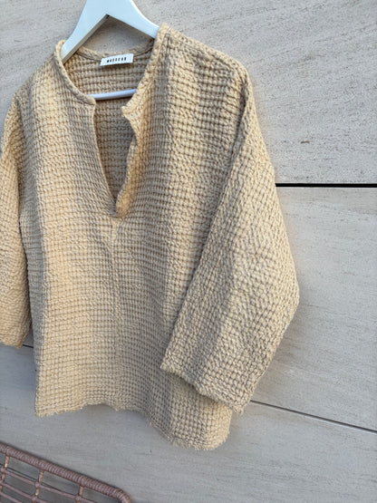 MASSCOB. Top beige algodón y lino textura