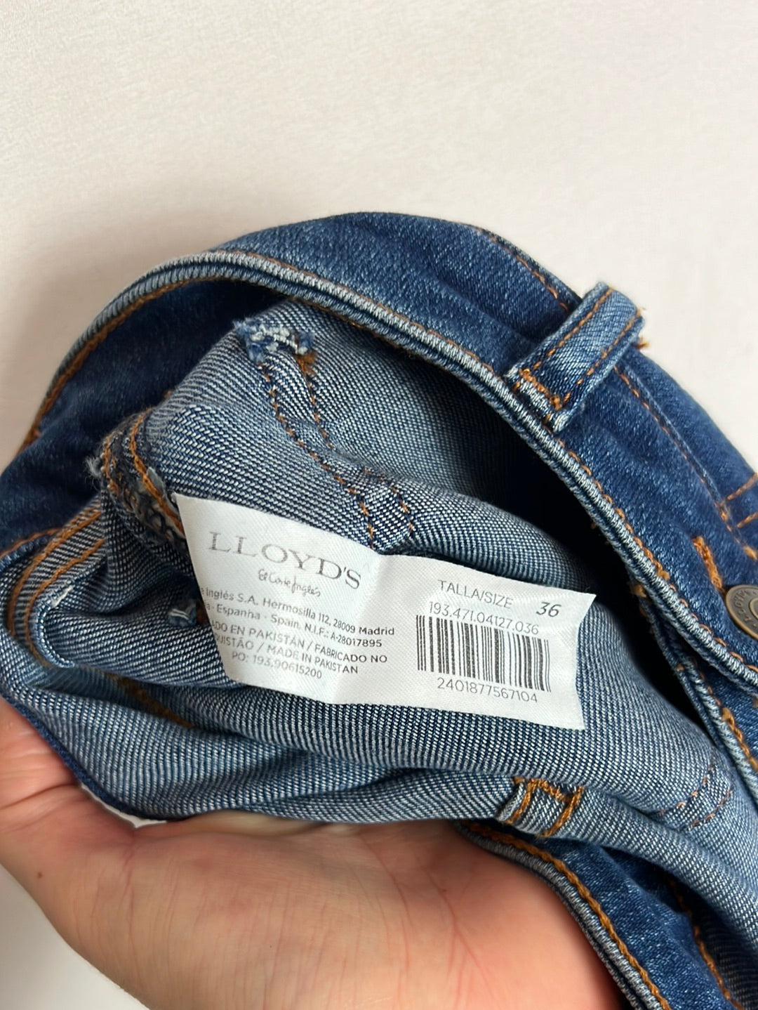 LLOYD’S. Denim estilo retro elastico. T 36