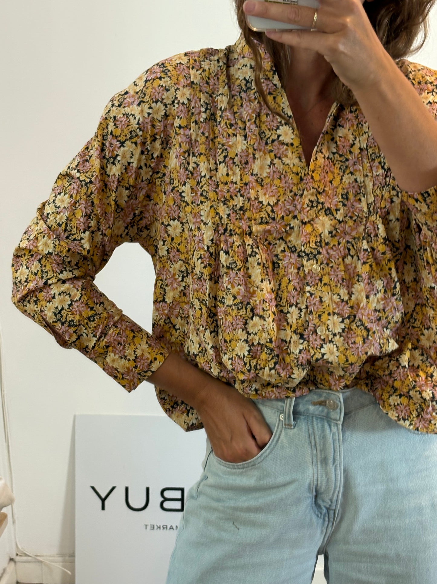 MANGO. Blusa estampado flores. T M