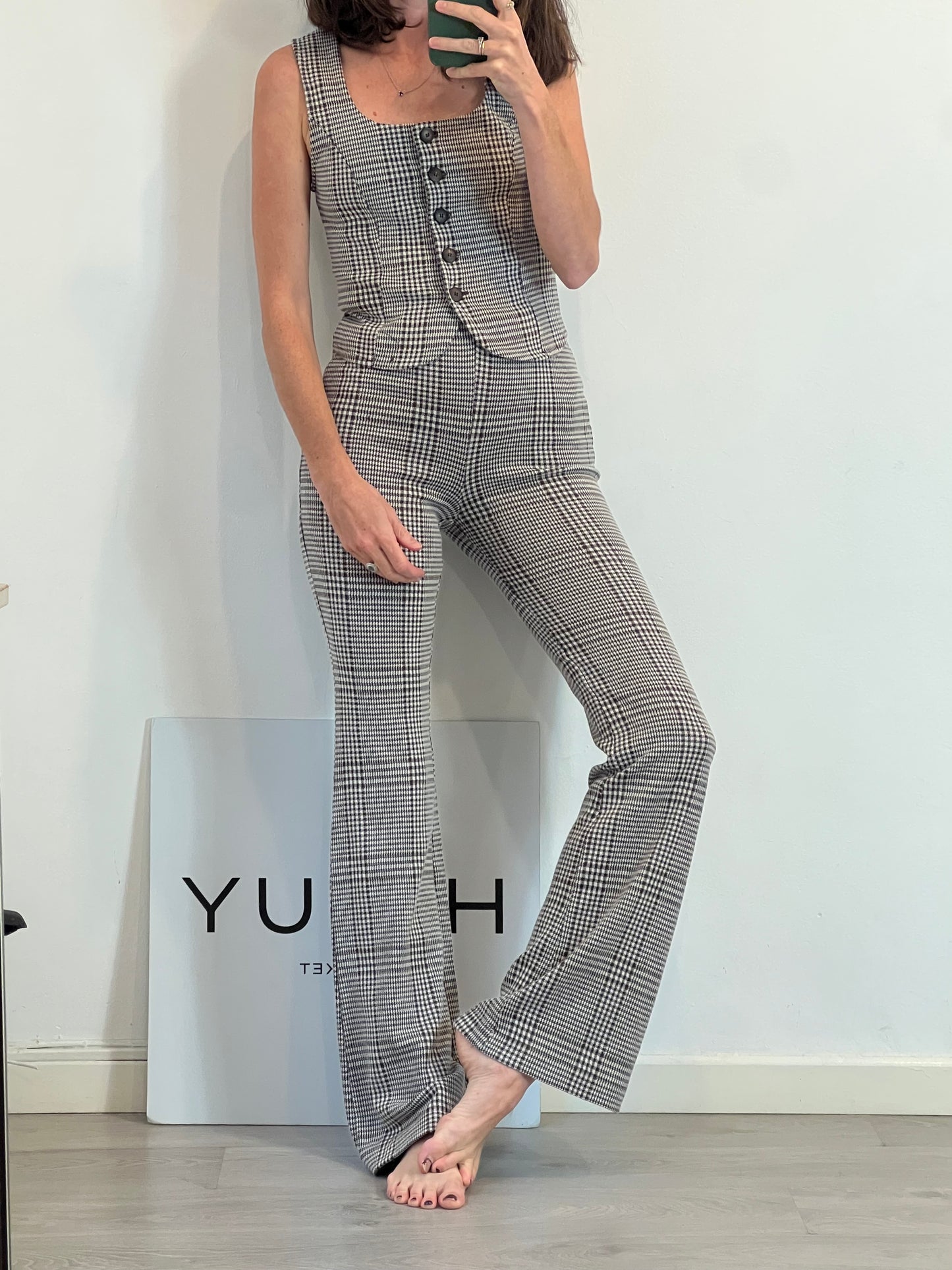 ZARA. Total look punto elástico cuadros