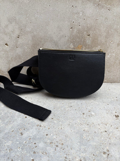 GAP. Bolso mini bandolera/riñonera en negro