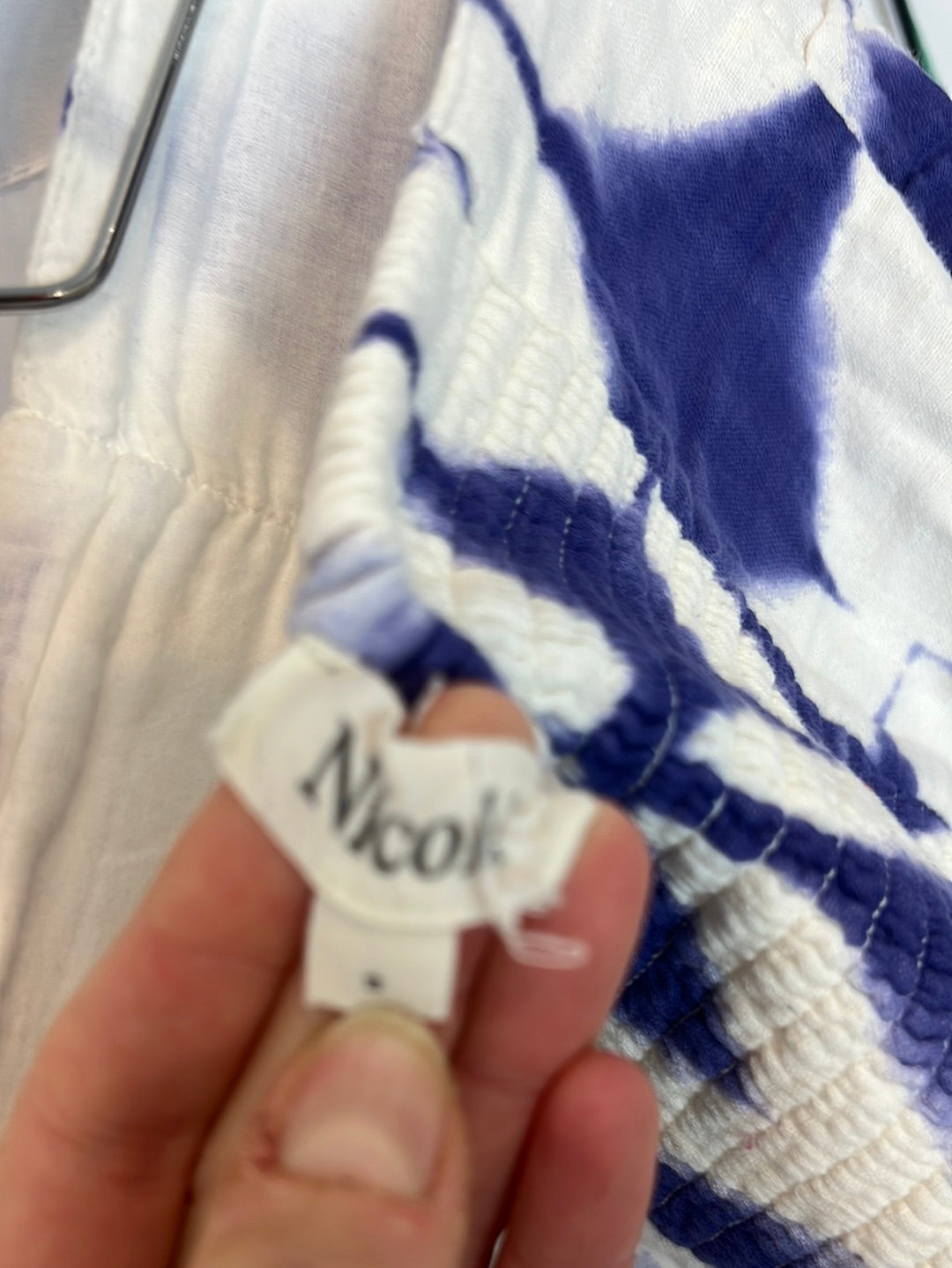 NÍCOLI. Top palabra tie dye. T S