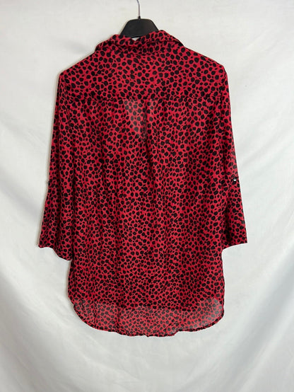 STRADIVARIUS . Blusa roja print. T M