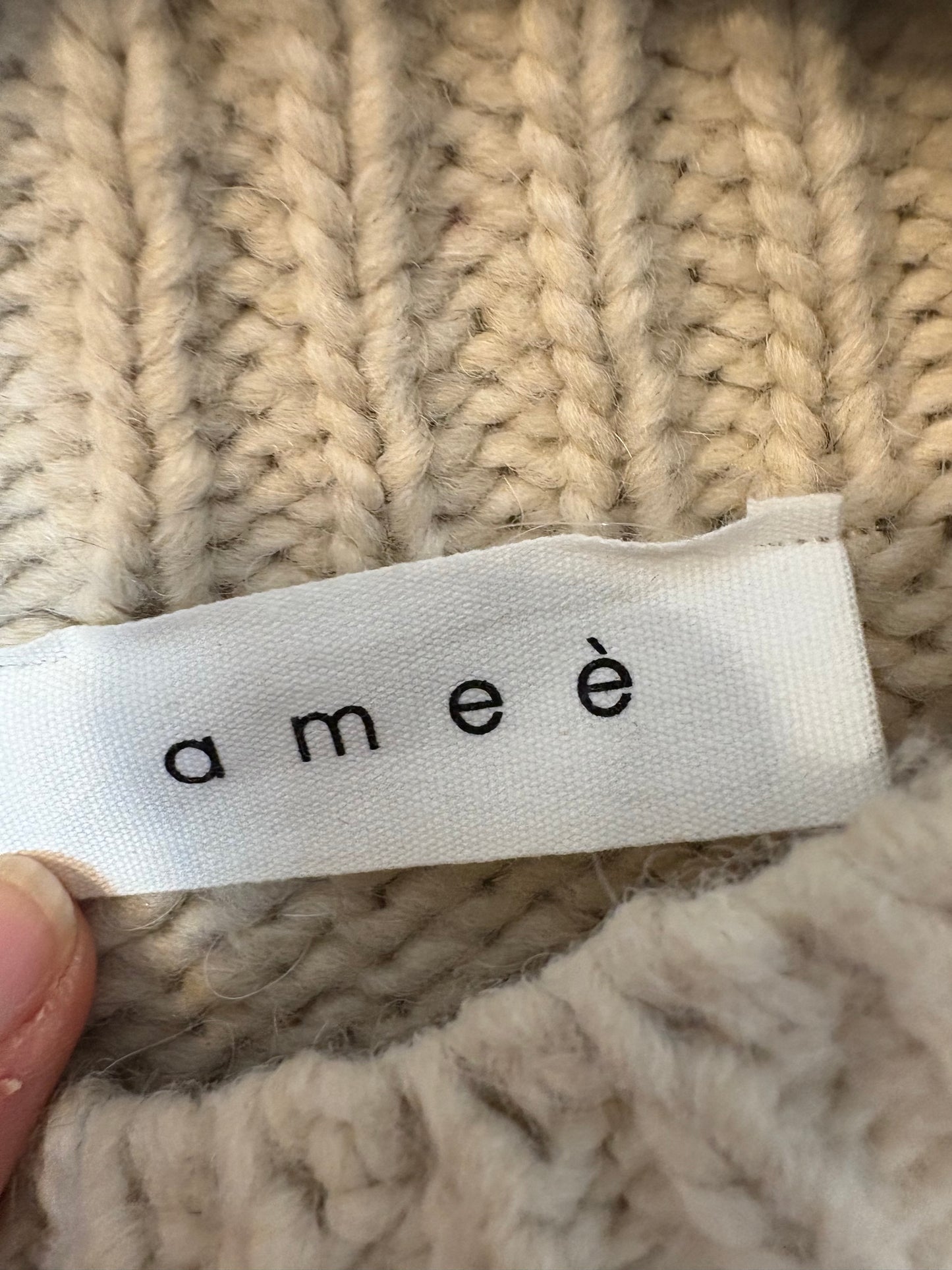 AMEÉ. jersey sin mangas flecos T.(s)