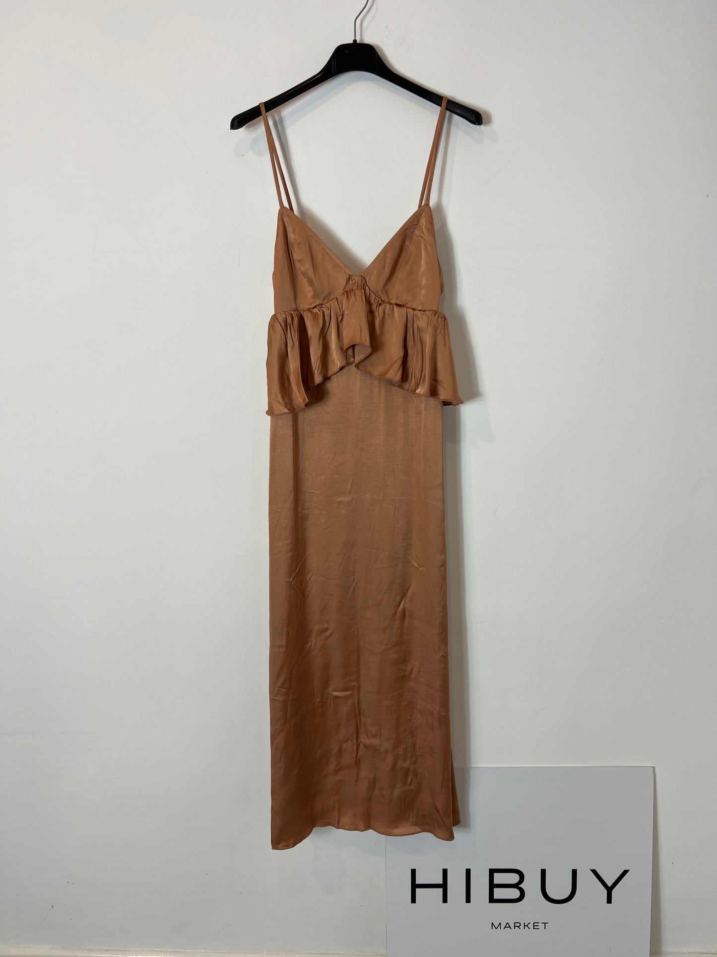 H&amp;M. Nude pink satin dress size 34