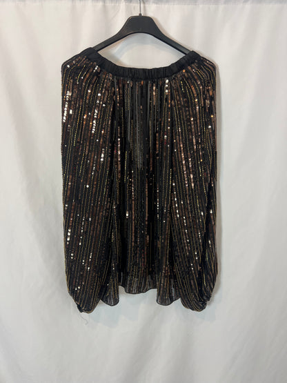 ZARA. Blusa negra lentejuelas. T M
