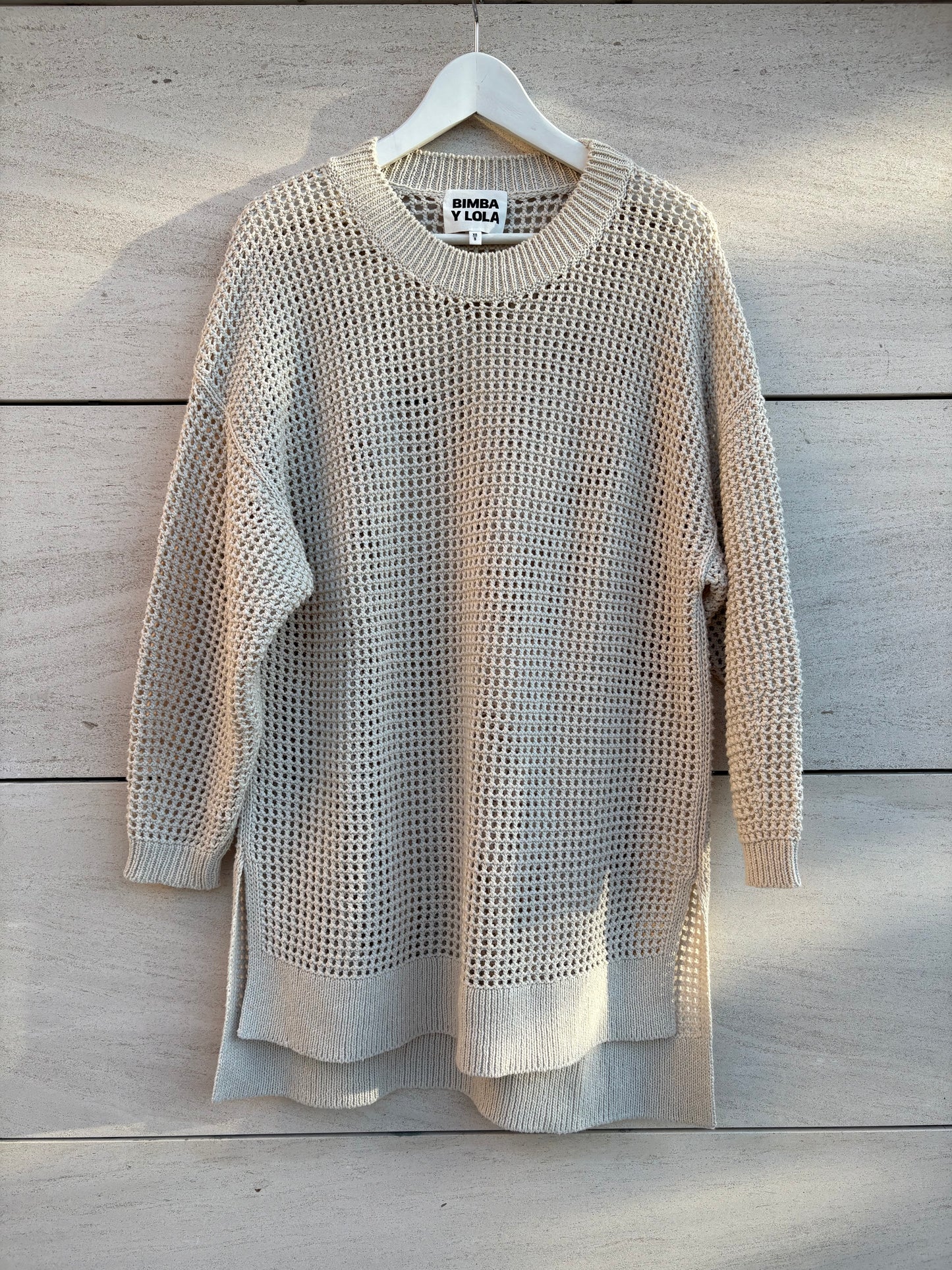 BIMBA Y LOLA. Jersey largo / vestido corto calado