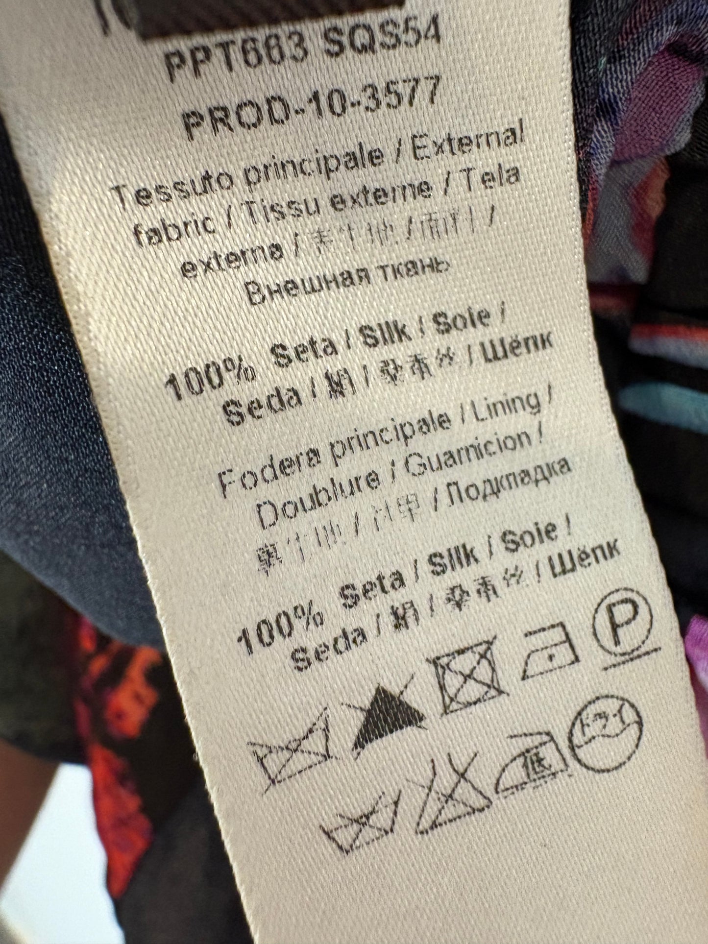 ROBERTO CAVALLI. Top seda estampado. T M