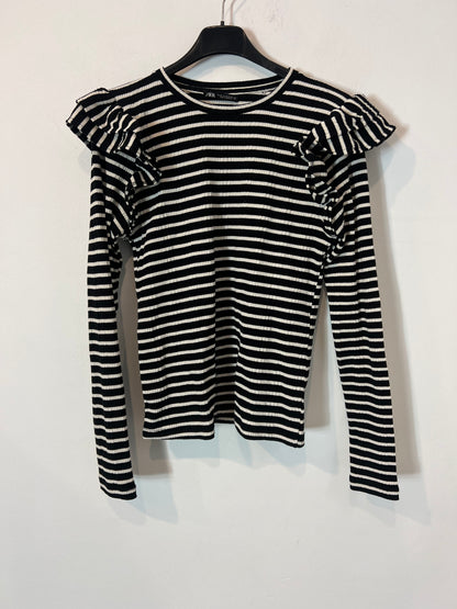 ZARA. Top canalé rayas detalle hombros. T M