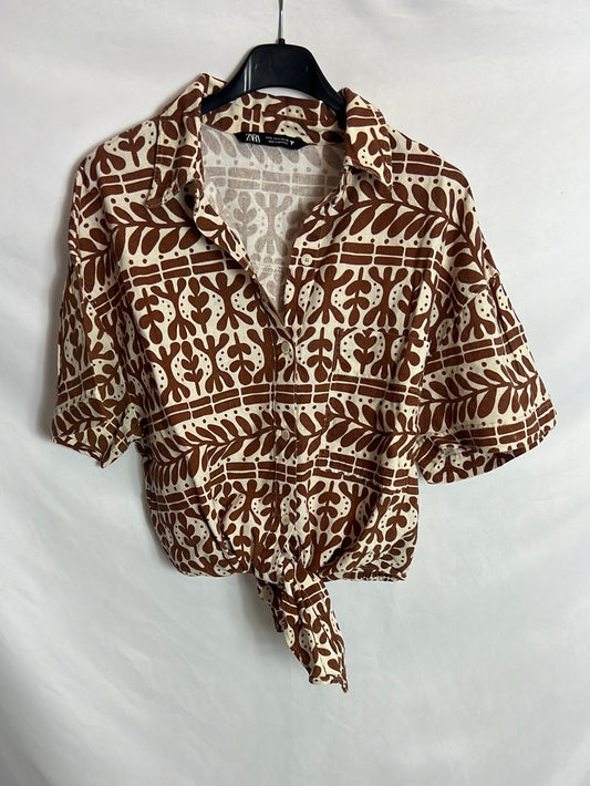 ZARA. Blusa estampada lazada. T S