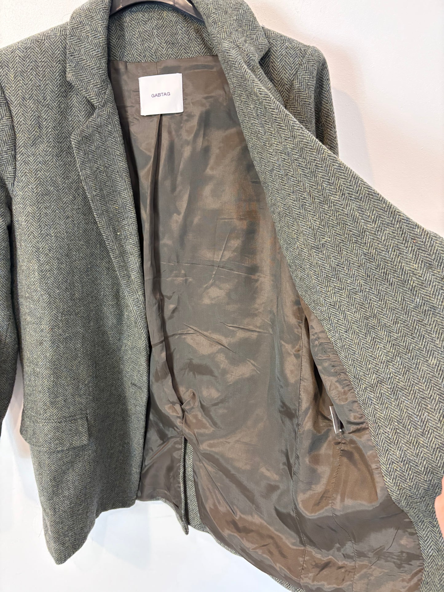 GABTAG. Blazer lana espiga azul