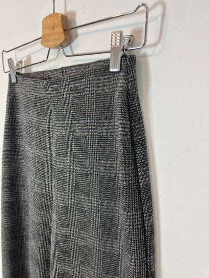 MANGO. Pantalón campana cuadros T.xxs