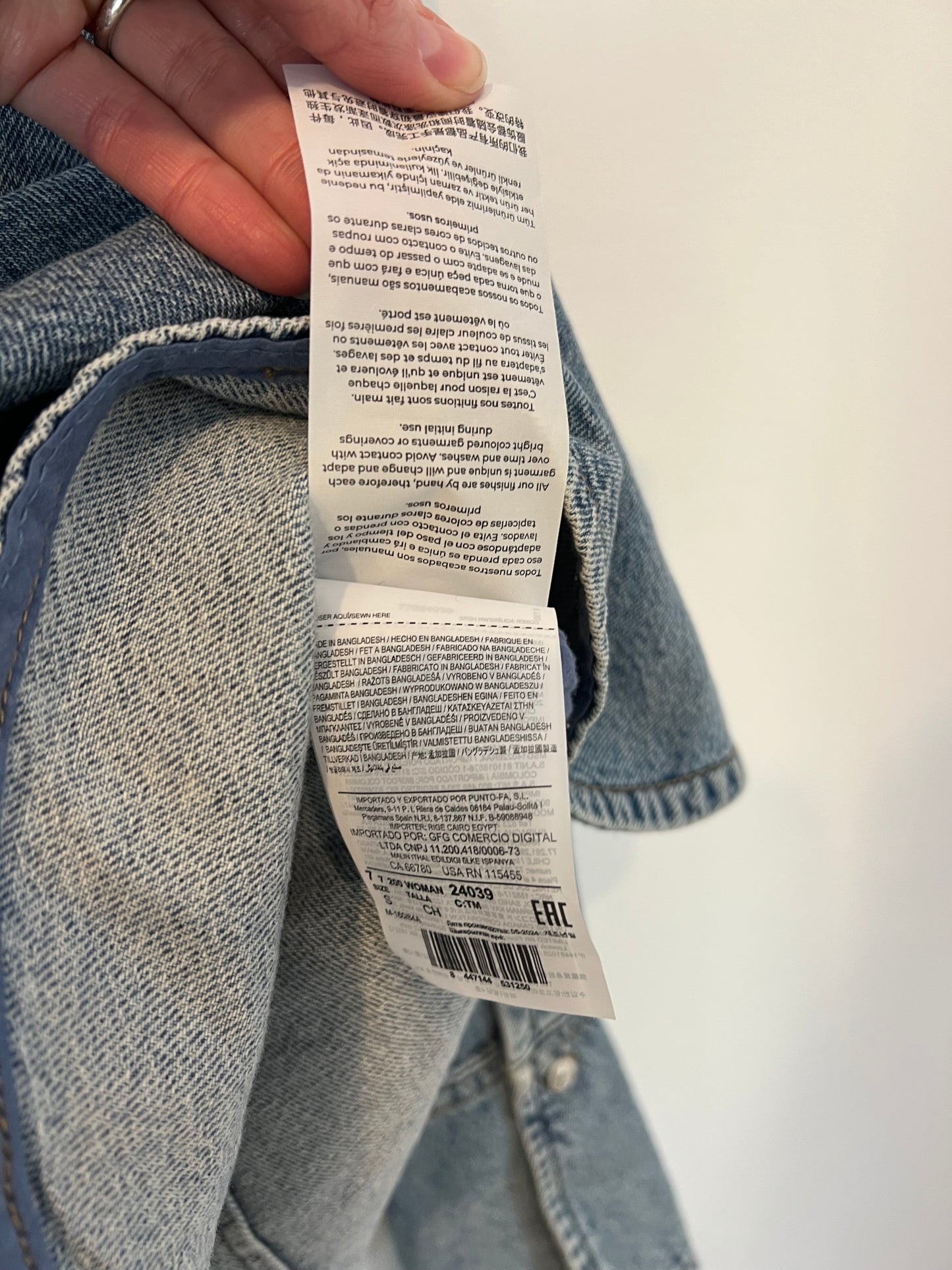 MANGO. Chaqueta/sobrecamisa denim