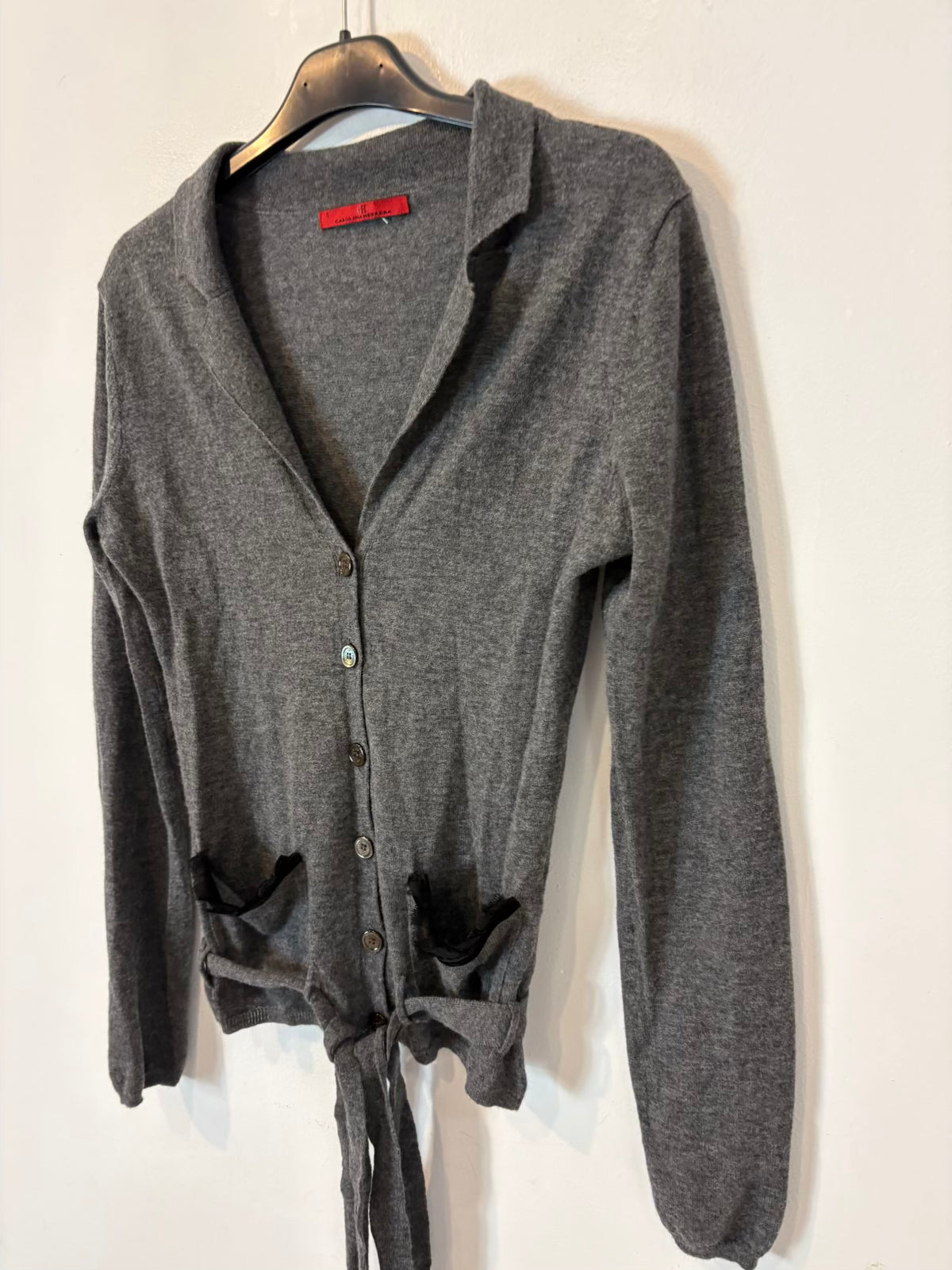 CAROLINA HERRERA. Gray Ts belted cardigan