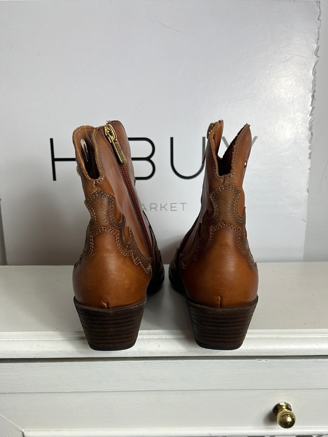 PIKOLINOS. Botines tobilleros cowboy T.38