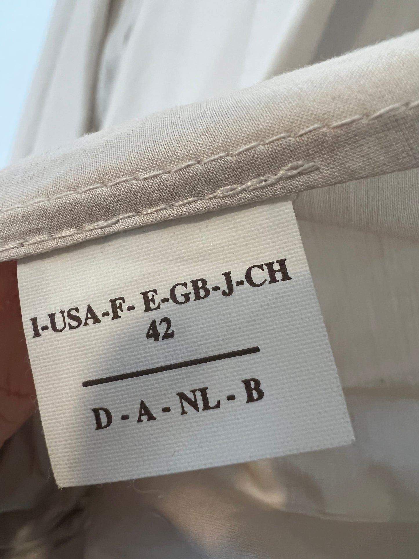 BRUNELLO CUCINELLI. Beige cotton and silk jacket. Size 42 (M)