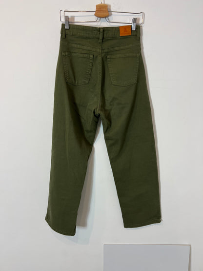 SCALPERS. Pantalón verde denim. T 38
