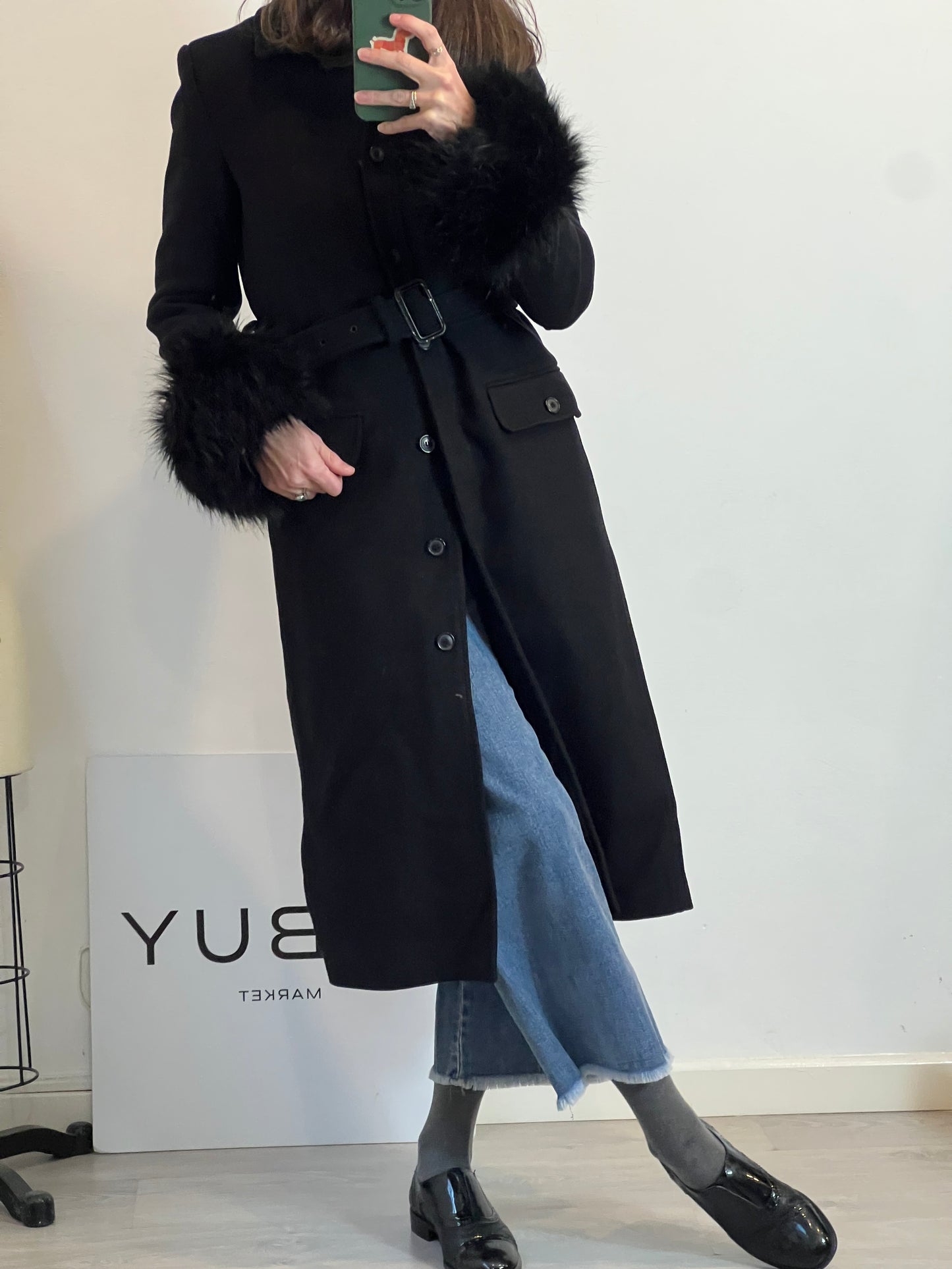 ZARA. Abrigo largo lana detalle puños