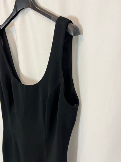 FRANCAIS BY HUEY WALTZER. Black dress with jewel buttons. Size 6 (36)