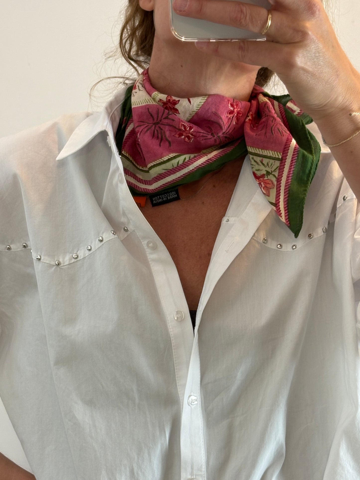 CARPE DIEM. Pink and green printed scarf