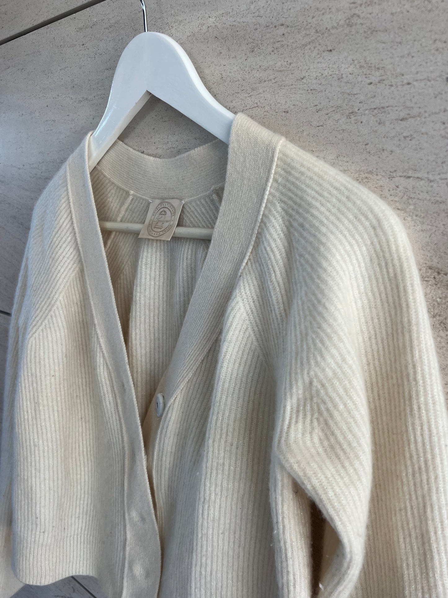 HOTEL PARTICULIER. Light beige cashmere cardigan. TS