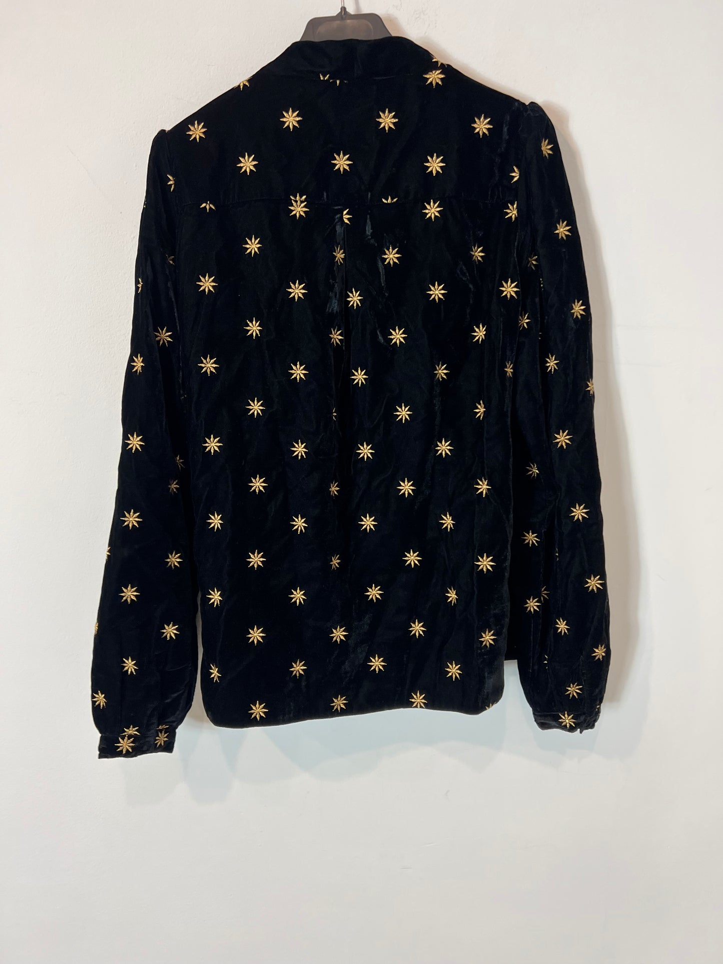 SÉZANE. Top negro terciopelo estrellas. T 40