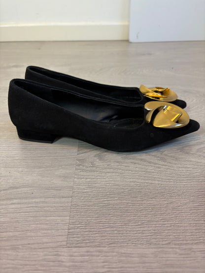 ZARA. Bailarina en ante negro