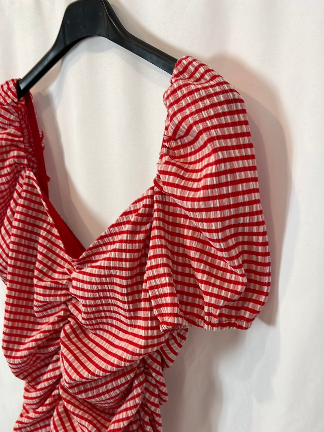 MANGO. Top bicolor elástico fruncidos. T M