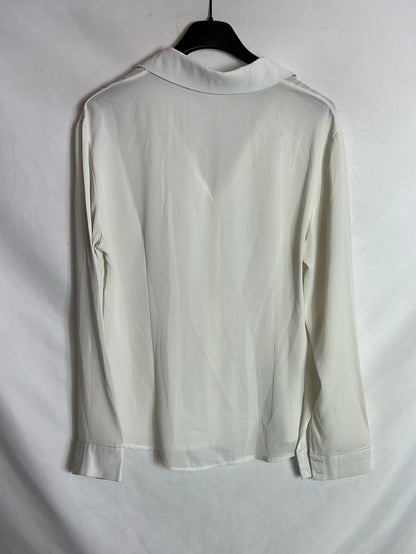 OTRAS. Blusa blanca fluida . T M