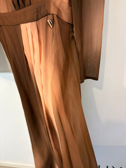 IQ COLLECTION. Vestido largo tonos tierra