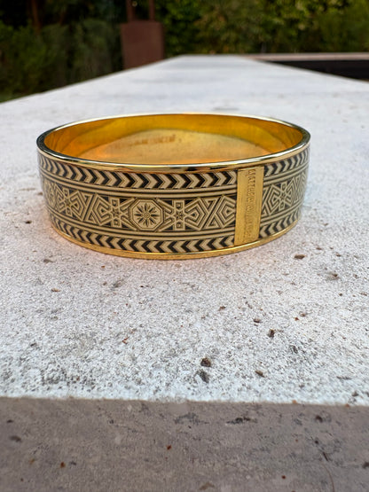 MATTHEW WILLIAMSON. Pulsera doradas dibujos étnicos
