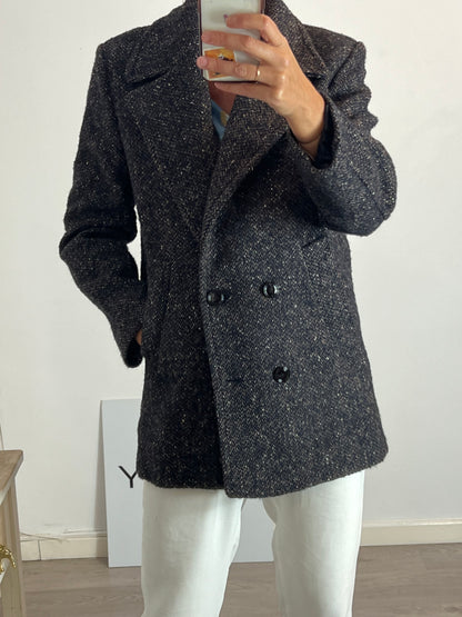 MANGO. Abrigo negro cruzado jaspeado. T S