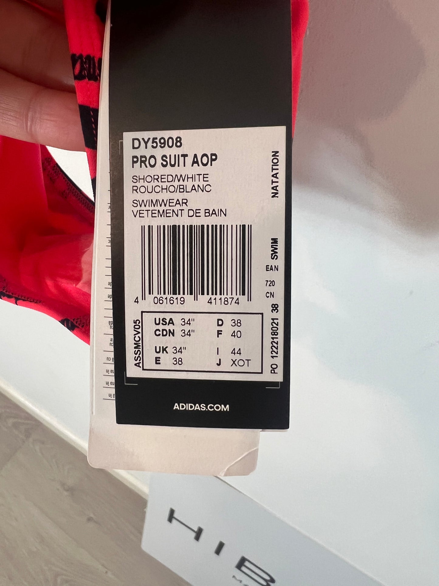 ADIDAS. Bañador deportivo estampado. T 38