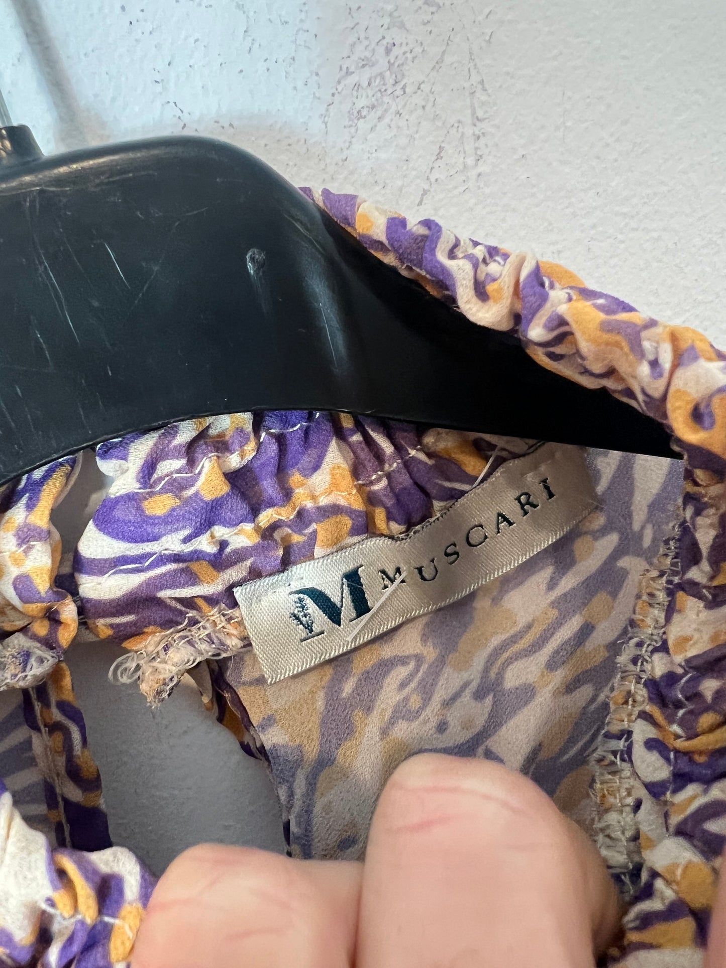 MUSCARI. Beige printed Ts blouse