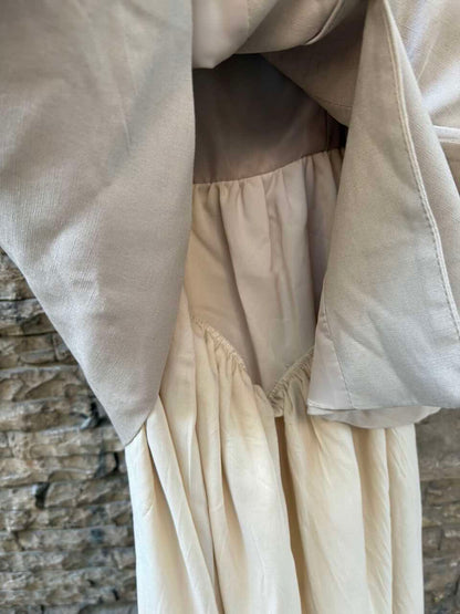 ZARA. Vestido largo beige texturas