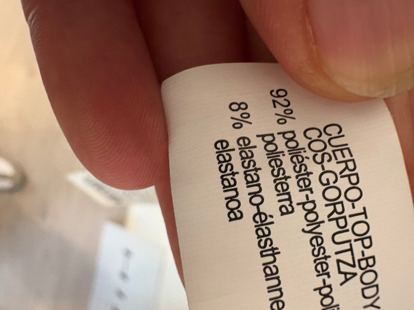 ZARA. Vestido corto terciopelo bordado