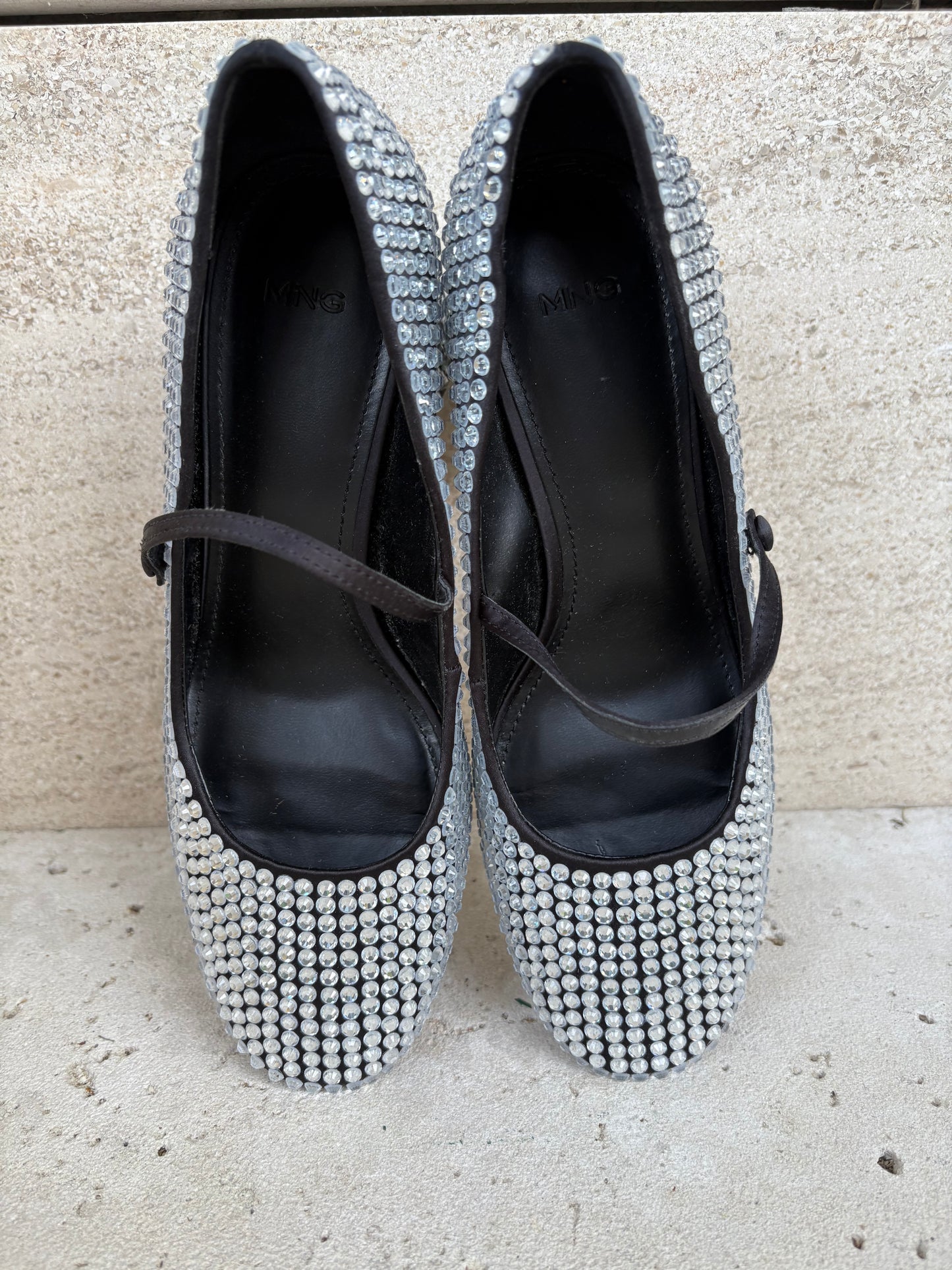 MANGO. Rhinestone shoes size 38
