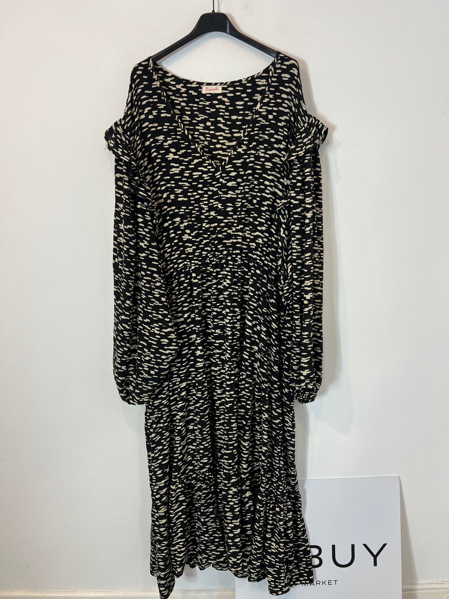 BUGANVILIA. Long black dress with white silk print, size 3XL