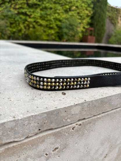 ZADIG & VOLTAIRE. Cinturón piel negro tachuelas