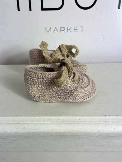 OTRAS. Patucos beige punto. T 0-6