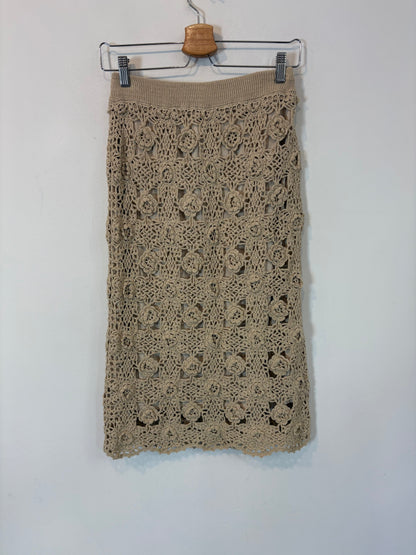 INTROPIA. Falda beige croché T.xs