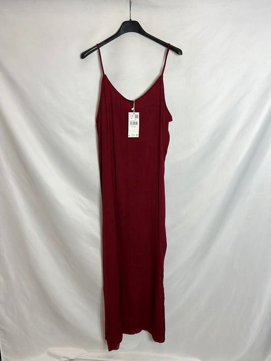 MANGO. Vestido midi burdeos apertura. T L