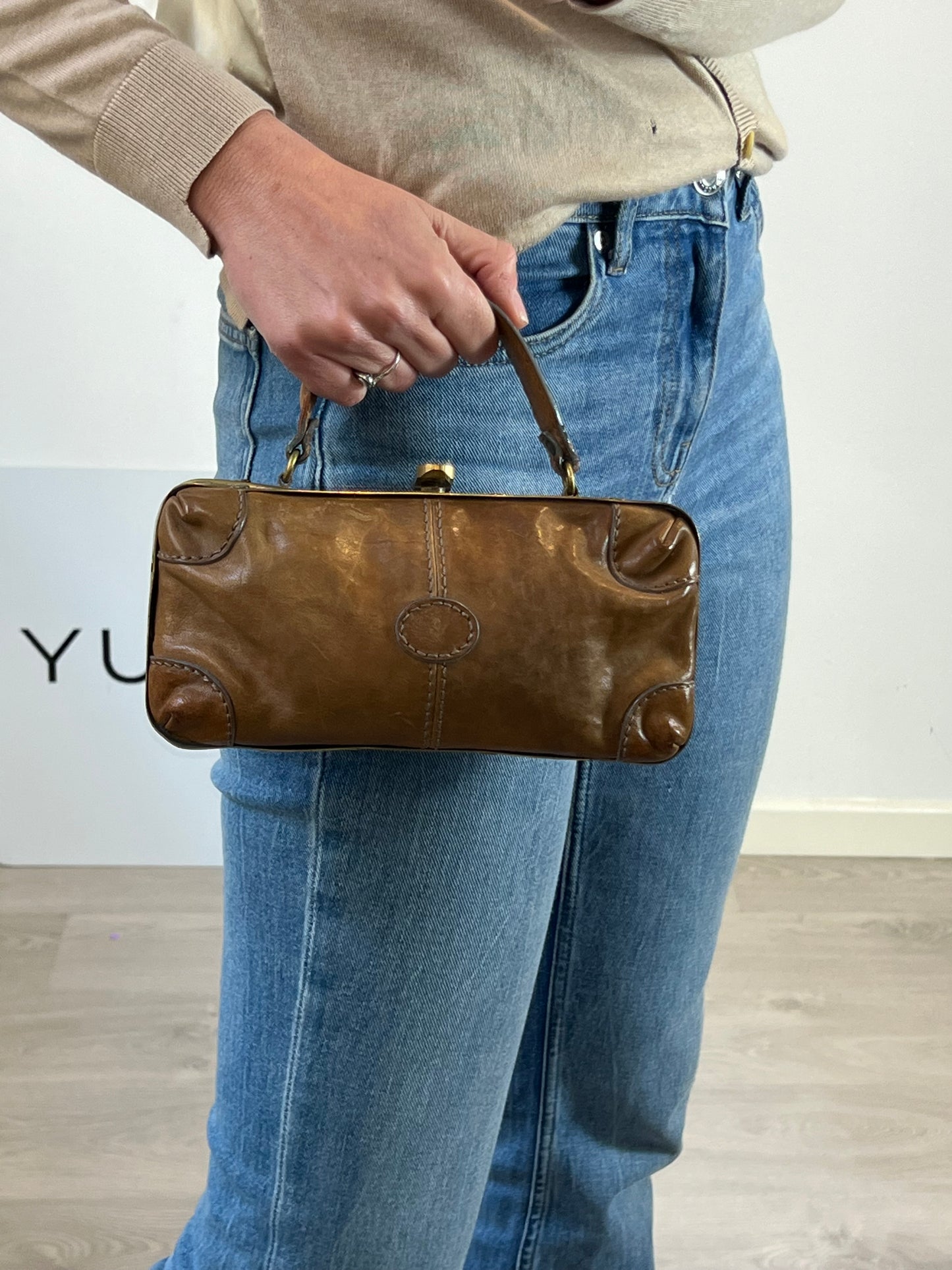 MALABABA. Bolso mini vintage piel marrón (Tara)