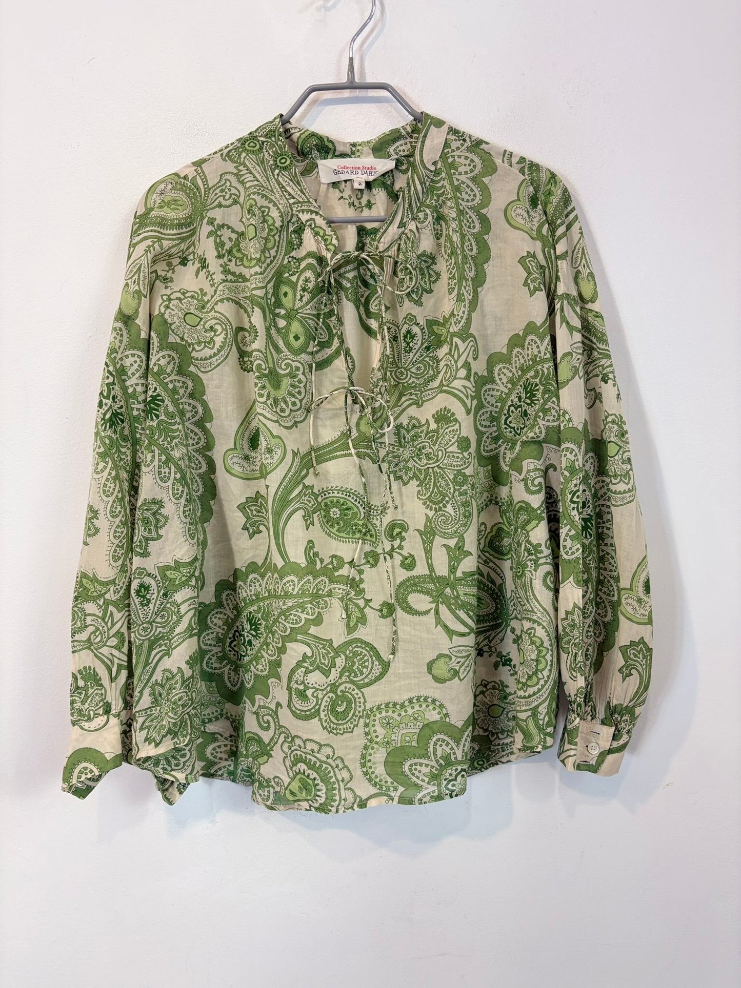 GERARD DAREL. Blusa estampado floral