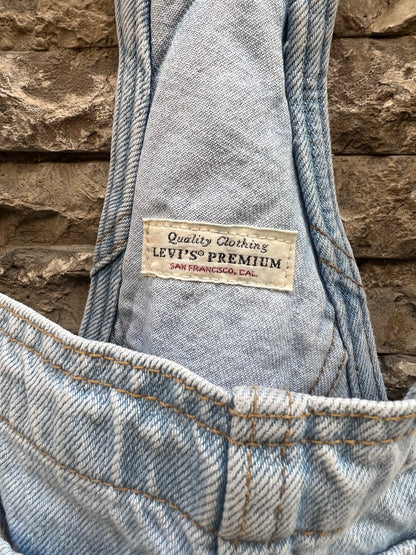 LEVI'S. Peto corto vaquero T.s