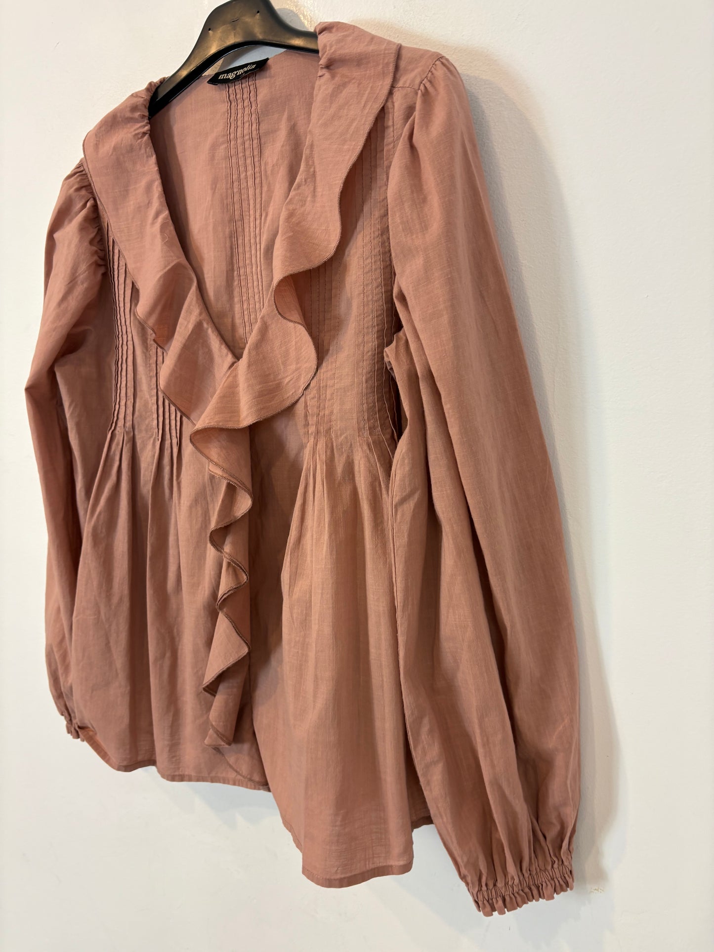 Blusa rosa claro volante