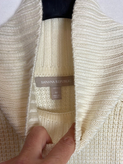 BANANA REPUBLIC. Jersey beige cuello vuelto. T M