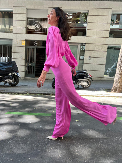 Mono rosa fluido