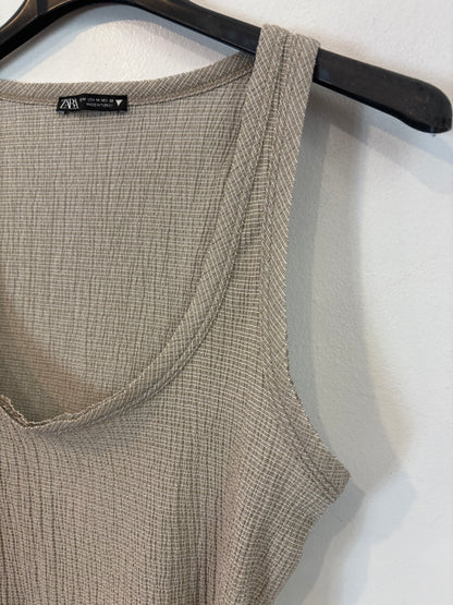 ZARA. Top  beige textura. T M